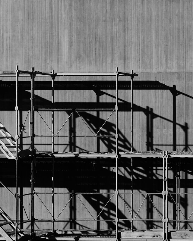 Coastline Construction's previous inconsistent branding on site